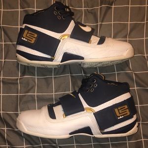 Nike LeBron Zoom Soldier 1 Think 16 25 Straight Midnight Navy 2018